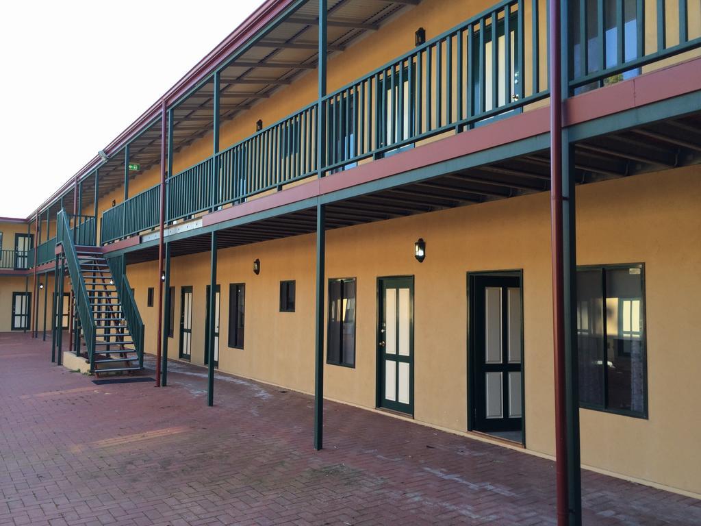 Avon Accommodation - York Exterior photo